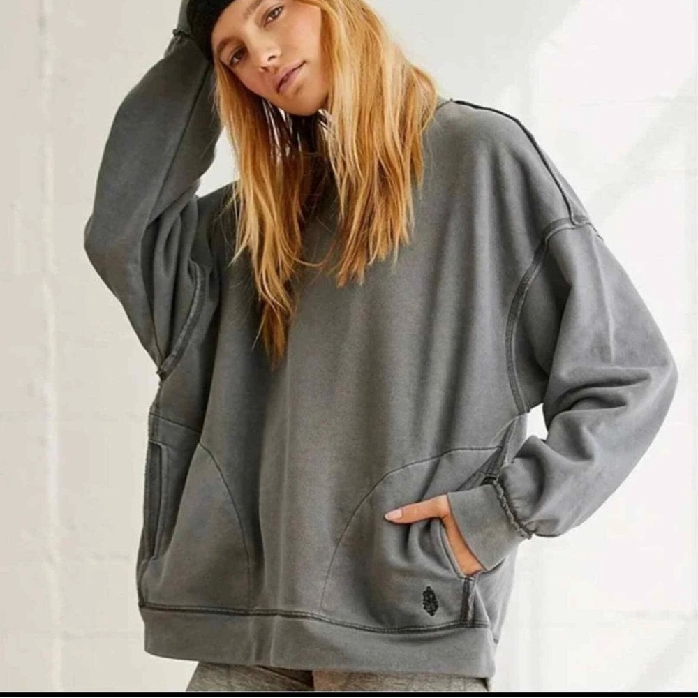 Free People Movement Metti Crew Sweatshirt in Grey Distressed Pullover size S